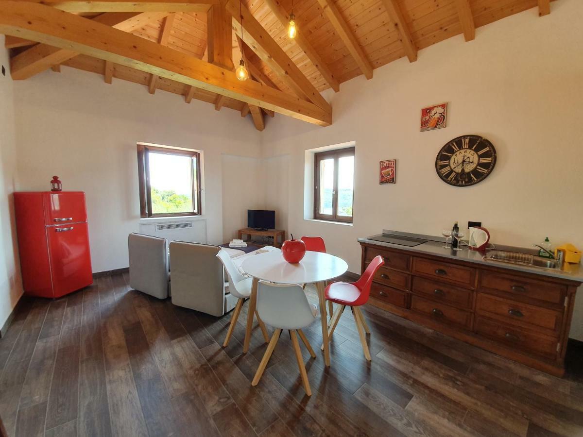 Agriturismo Podere Nigriano Salo Bagian luar foto